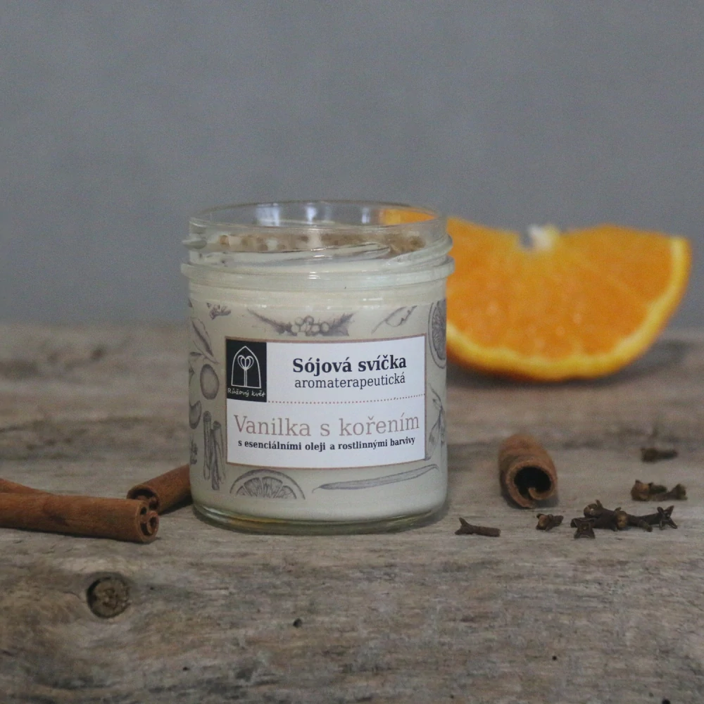 Aromaterapeutická sójová svíčka "Vanilka s kořením" 120 g