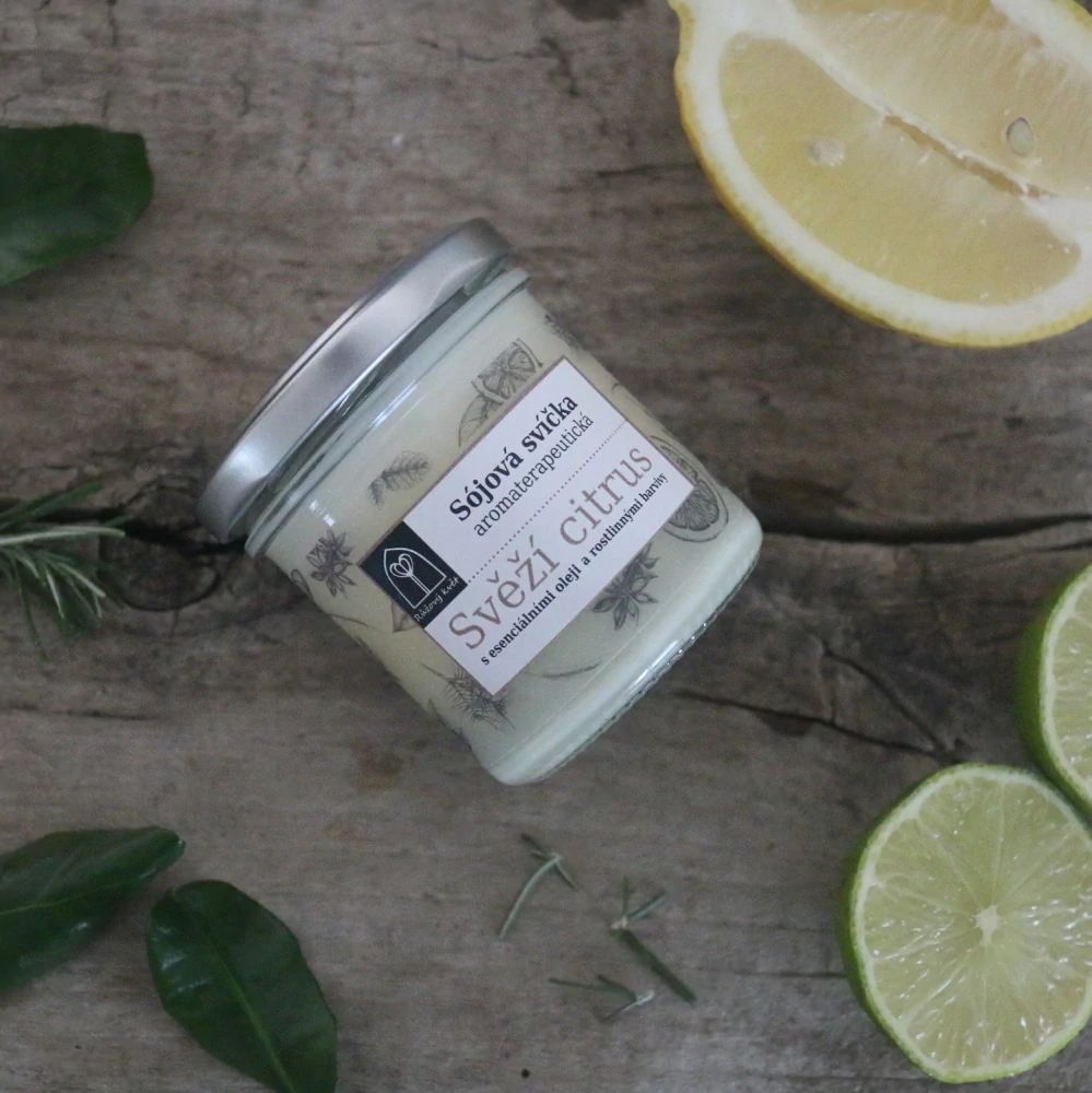 Aromaterapeutická sójová svíčka "Svěží citrus" 120 g