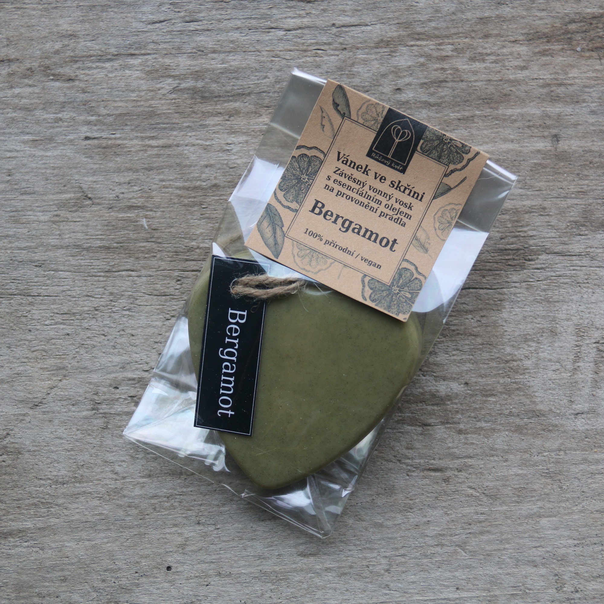 Vánek ve skříni / závěsné voskové srdce Bergamot 40 g