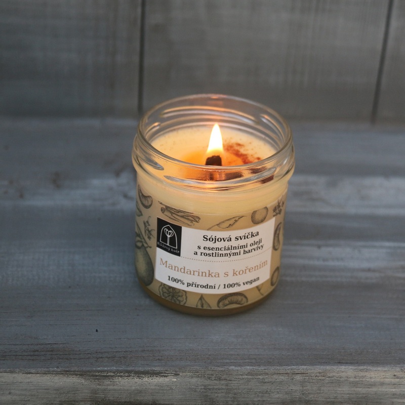 Aromaterapeutická sójová svíčka "Mandarinka s kořením / Spiced Mandarin" 120 g