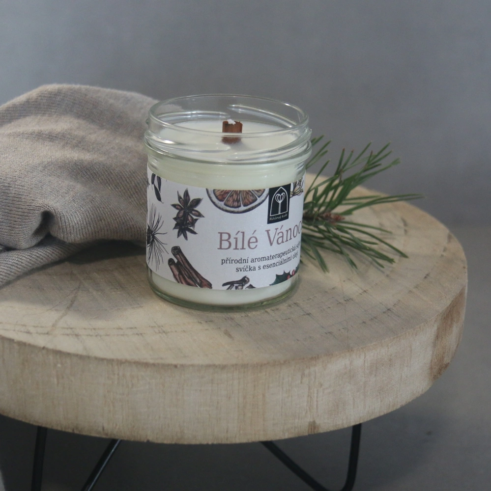 Aromaterapeutická sójová svíčka "Bílé Vánoce 120 g