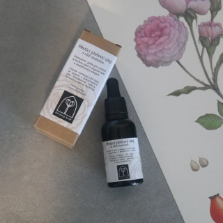 Pěstící pleťový olej s růží stolistou 30 ml